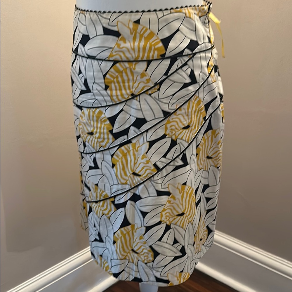 Odille Yellow and White Floral A-Line Skirt